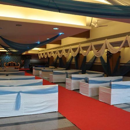 Hotel Sheela Shree Plaza Jhānsi Dış mekan fotoğraf