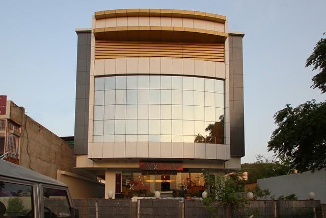 Hotel Sheela Shree Plaza Jhānsi Dış mekan fotoğraf
