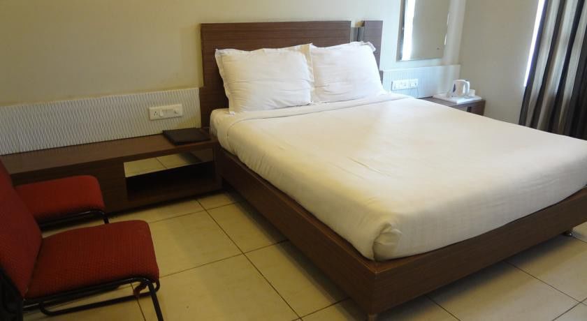Hotel Sheela Shree Plaza Jhānsi Dış mekan fotoğraf