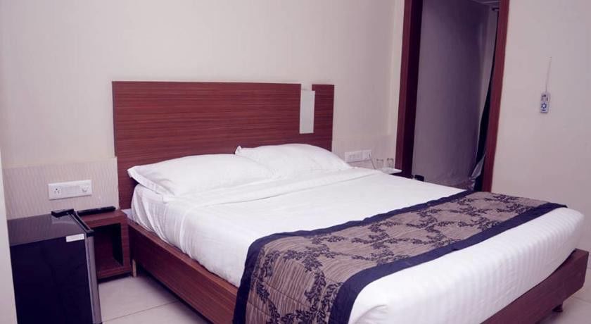 Hotel Sheela Shree Plaza Jhānsi Dış mekan fotoğraf